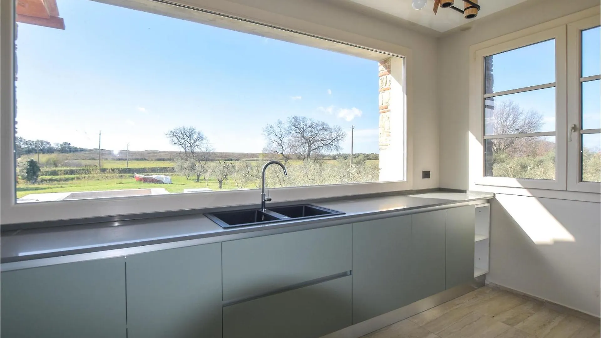 Beautiful Home In Bibbona With Kitchen